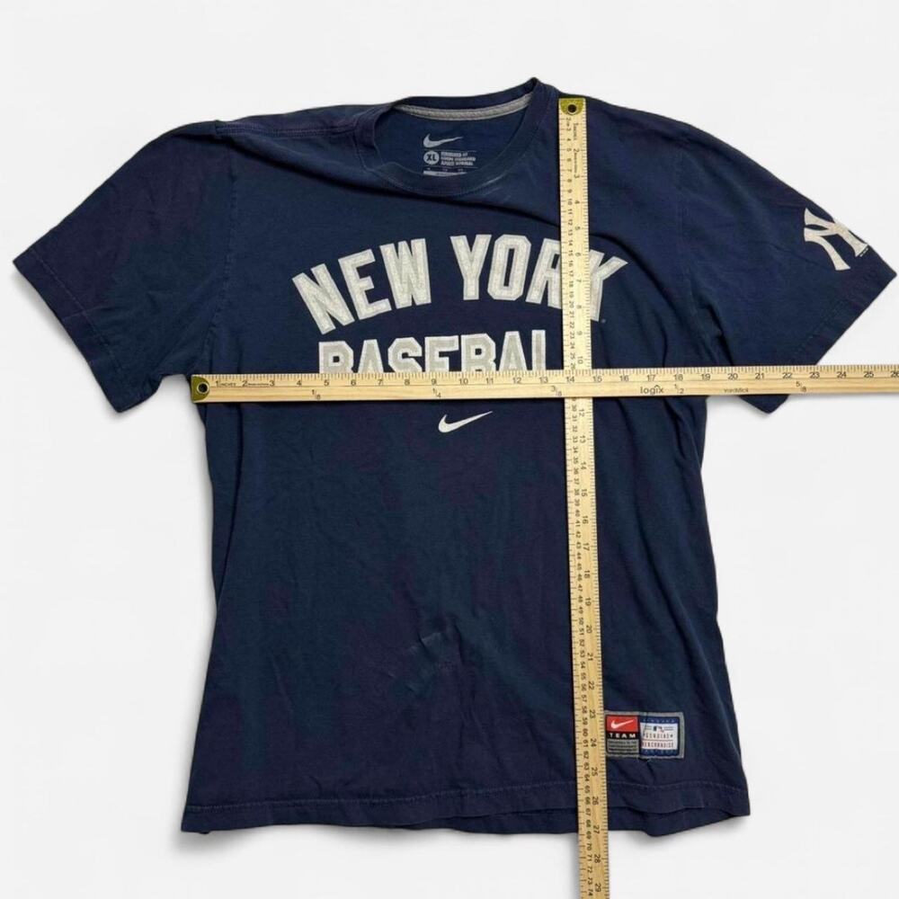 Nike New York Yankees Baseball Team Tee MLB Genuine Merchandise Navy Shirt XL - Picture 5 of 5